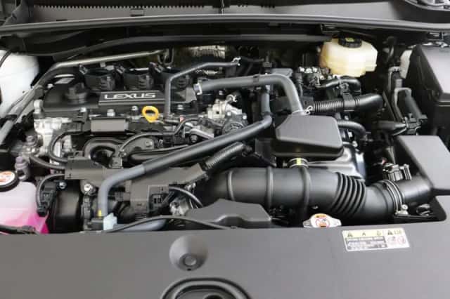 Lexus LBX (2026) thumbnail 6