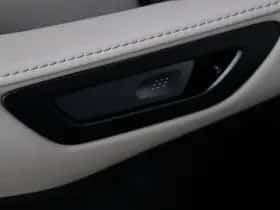 Lexus LBX (2026) thumbnail 11