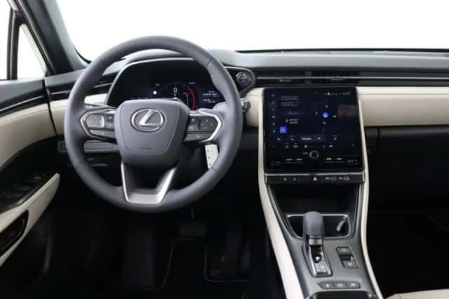 Lexus LBX (2026) thumbnail 22