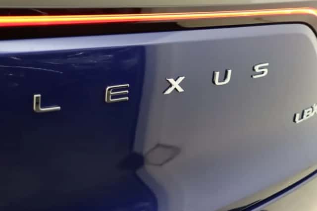 Lexus LBX (2026) thumbnail 4