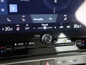 Lexus LBX (2026) thumbnail 38