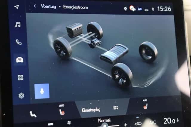 Lexus LBX (2026) thumbnail 40
