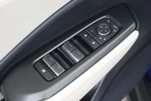 Lexus LBX (2026) thumbnail 10