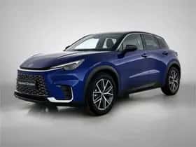 Lexus LBX (2024)