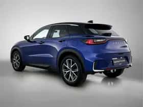 Lexus LBX (2024) thumbnail 13