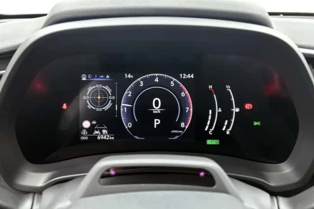 Lexus LBX (2024) thumbnail 5