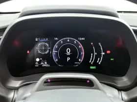 Lexus LBX (2024) thumbnail 5