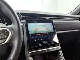 Lexus LBX (2024) thumbnail 8
