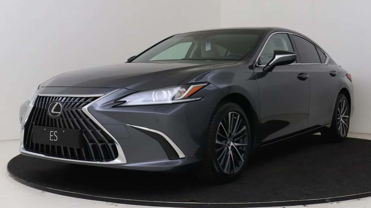 Lexus ES (2025) — foto 1