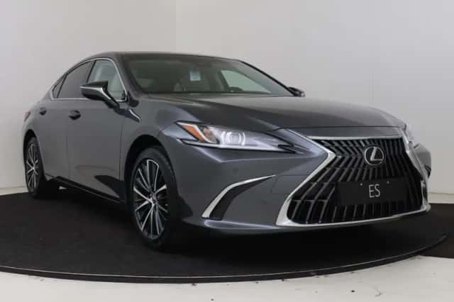 Lexus ES (2025) thumbnail 15