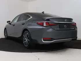 Lexus ES (2025) thumbnail 16