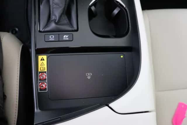 Lexus ES (2025) thumbnail 23