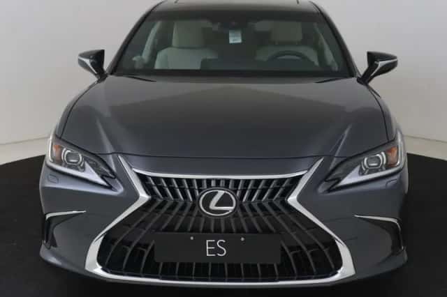 Lexus ES (2025) thumbnail 24