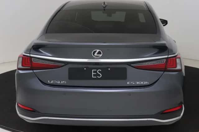 Lexus ES (2025) thumbnail 25