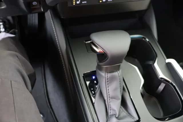 Lexus ES (2025) thumbnail 26
