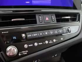 Lexus ES (2025) thumbnail 28