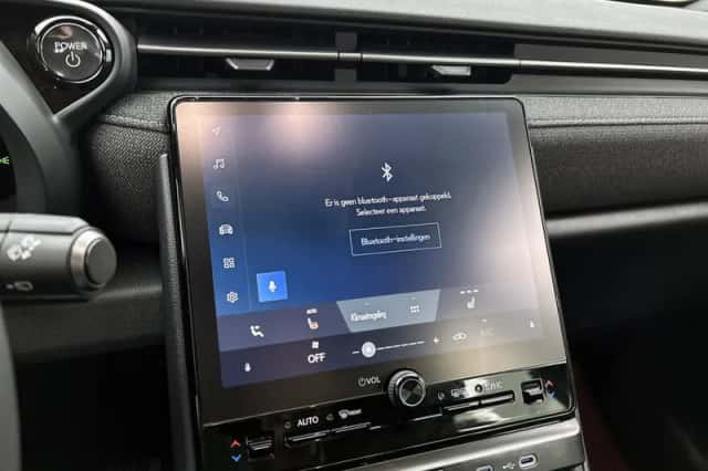 Lexus LBX (2025) thumbnail 29