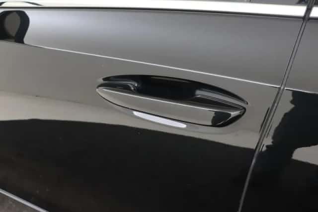 Lexus ES (2022) thumbnail 4