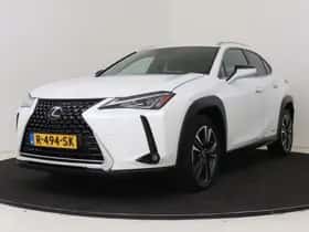 Lexus UX (2021)