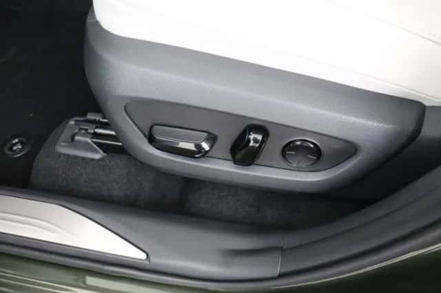 Lexus NX (2026) thumbnail 17