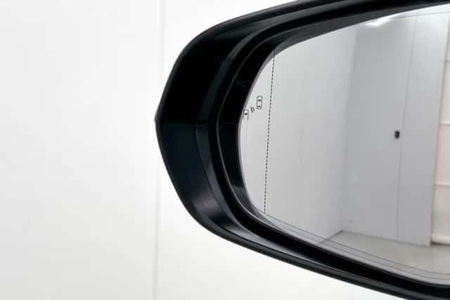 Lexus NX (2022) thumbnail 41