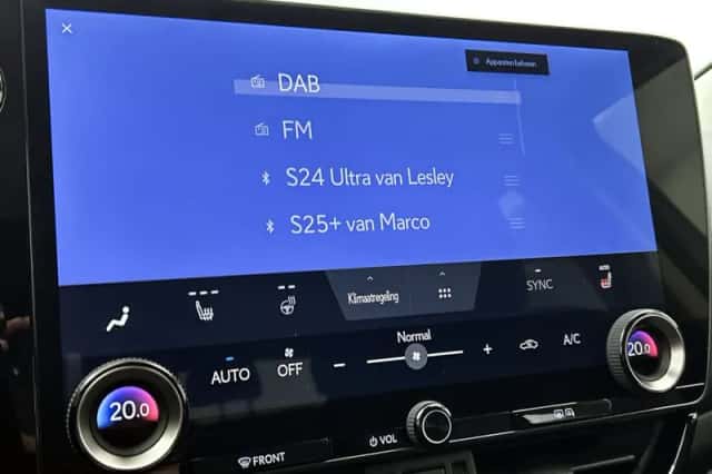 Lexus NX (2022) thumbnail 7