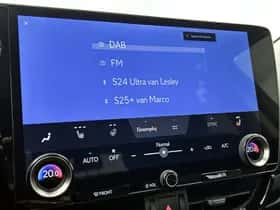 Lexus NX (2022) thumbnail 7