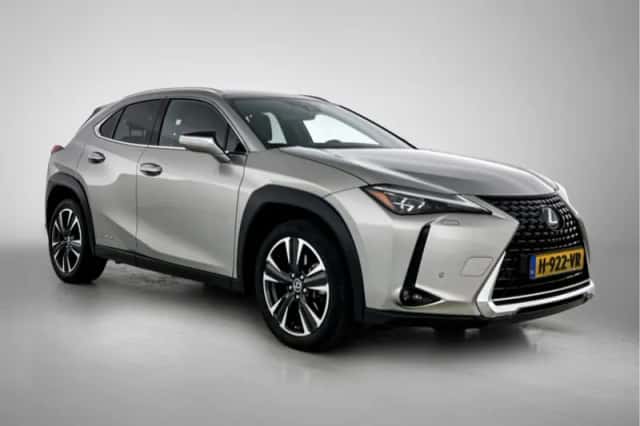 Lexus UX (2020) thumbnail 12