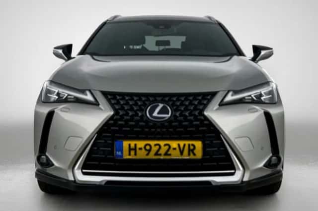 Lexus UX (2020) thumbnail 20