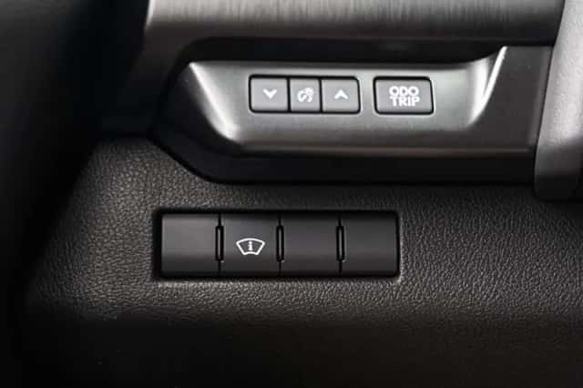 Lexus UX (2020) thumbnail 40