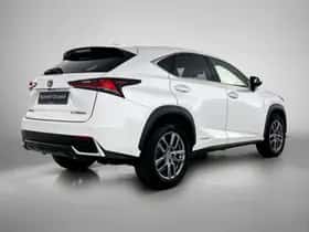Lexus NX (2018) thumbnail 2