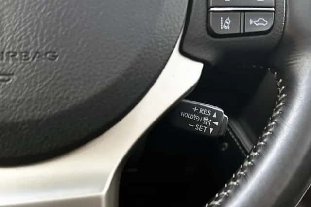 Lexus NX (2018) thumbnail 15