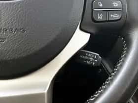 Lexus NX (2018) thumbnail 15