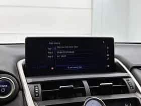 Lexus NX (2018) thumbnail 29