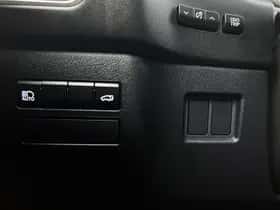 Lexus NX (2018) thumbnail 34