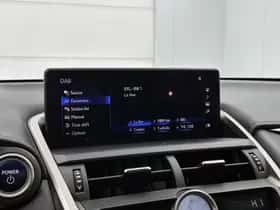 Lexus NX (2018) thumbnail 8