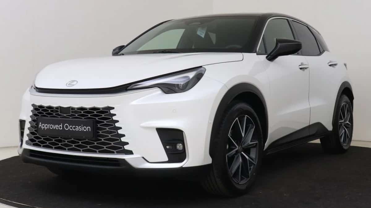 Lexus LBX (2026) — foto 1