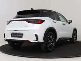 Lexus LBX (2026) thumbnail 2