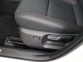 Lexus LBX (2026) thumbnail 11