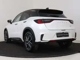 Lexus LBX (2026) thumbnail 16