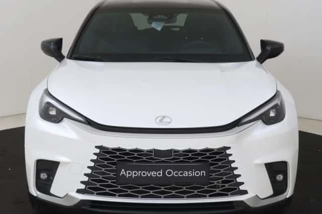 Lexus LBX (2026) thumbnail 24