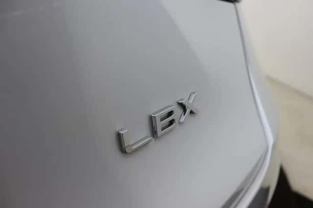 Lexus LBX (2026) thumbnail 32
