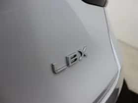 Lexus LBX (2026) thumbnail 32