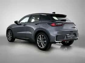 Lexus LBX (2024) thumbnail 13