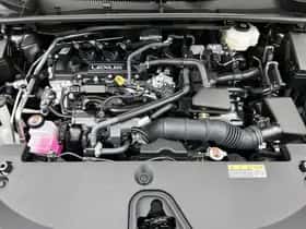 Lexus LBX (2024) thumbnail 31