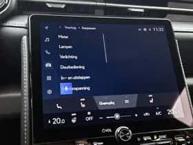 Lexus LBX (2024) thumbnail 35