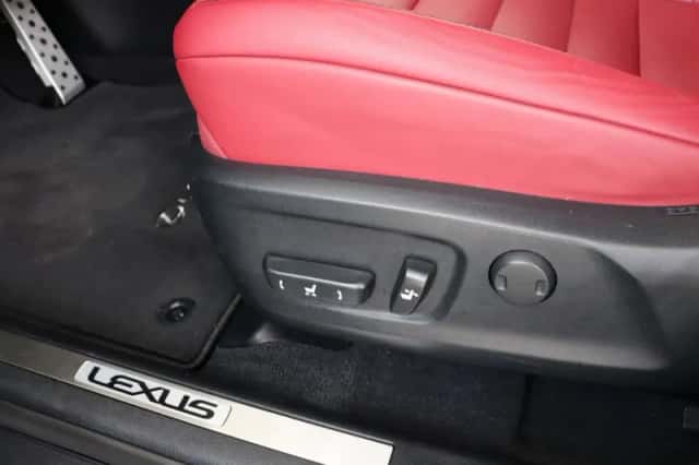 Lexus RX (2019) thumbnail 13
