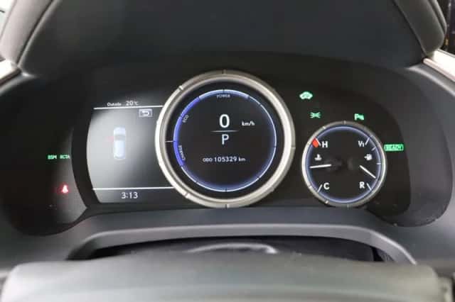 Lexus RX (2019) thumbnail 26