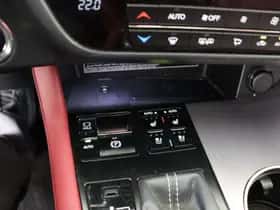 Lexus RX (2019) thumbnail 31
