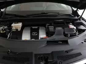 Lexus RX (2019) thumbnail 8